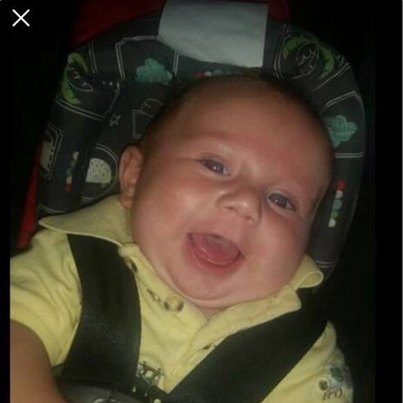 Meet your Posher, Danielle - Picture 1 of 2